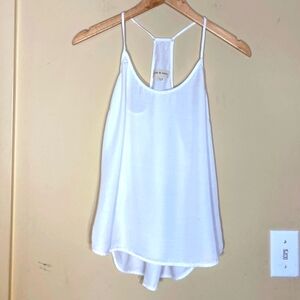 Cloth & Stone White Sleeveless Top